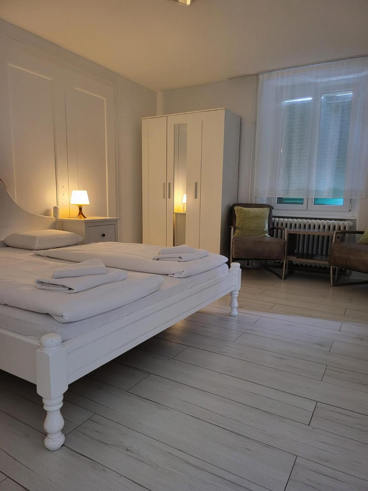 Bastis Central Guesthouse Lucerne City Zewnętrze zdjęcie