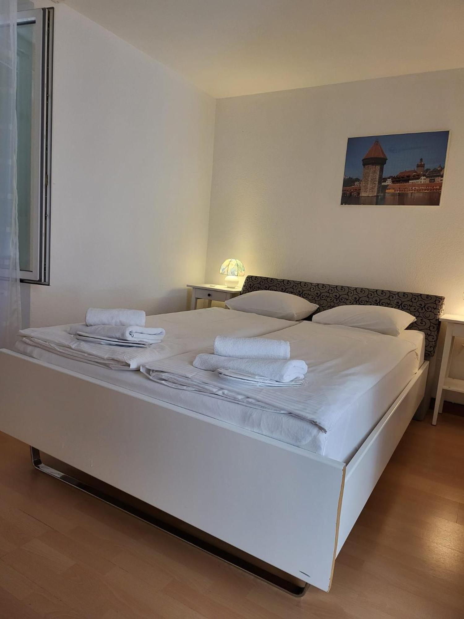 Bastis Central Guesthouse Lucerne City Zewnętrze zdjęcie